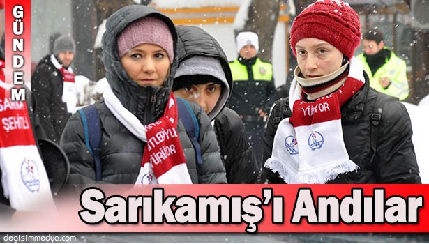 1 METRE KARDA SARIKAMIŞ ŞEHİTLERİ'Nİ ANDILAR