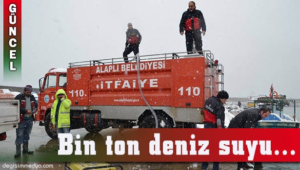 ALAPLI BELEDİYESİ KARLA MÜCADELEDE BİN TON DENİZ SUYU KULANDI