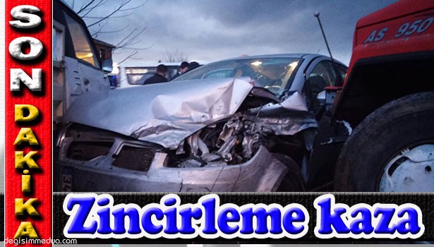 EREĞLİ'DE ZİNCİRLEME KAZA: 2 YARALI