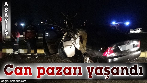 İKİ OTOMOBİL ÇARPIŞTI: 1'İ ÇOCUK 5 YARALI