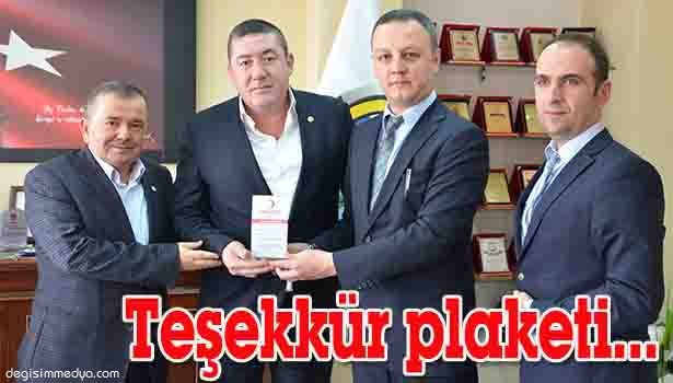 KIZILAY'DAN TEŞEKKÜR PLAKETİ