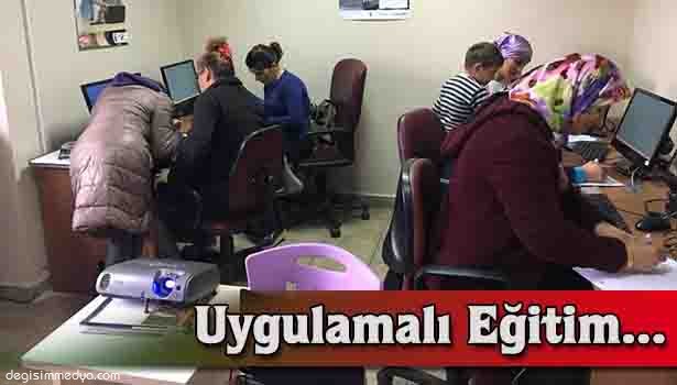 "İNTERNETLE HAYAT KOLAY" PROJESİ KAPSAMINDA UYGULAMALI İNTERNET EĞİTİMİ VERİLDİ