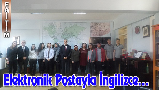 ELEKTRONİK POSTA YOLUYLA İNGİLİZCELERİNİ GELİŞTİRİYORLAR