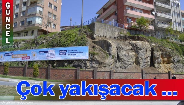 ALAPLI İLÇE GİRİŞİNE DEV ŞELALE YAPILIYOR