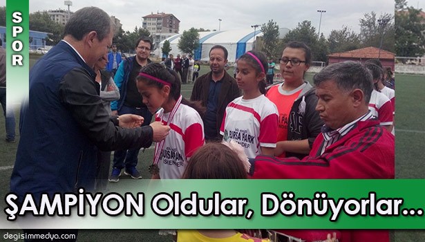 ŞAMPİYON OLDULAR, DÖNÜYORLAR...
