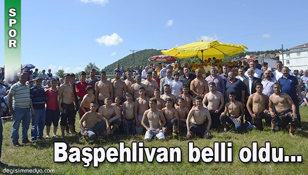 MOLLABEY YAĞLI GÜREŞLERİNDE BAŞPEHLİVAN OĞUZHAN TEKMEN OLDU