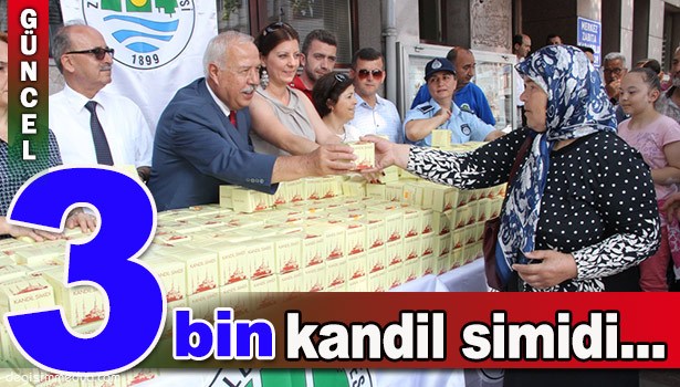 BAŞKAN AKDEMİR VATANDAŞLARA KANDİL SİMİDİ İKRAM ETTİ