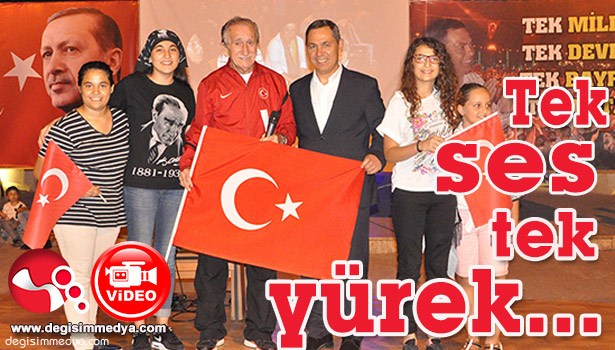 15. GECEDE TEK SES, TEK YÜREK...