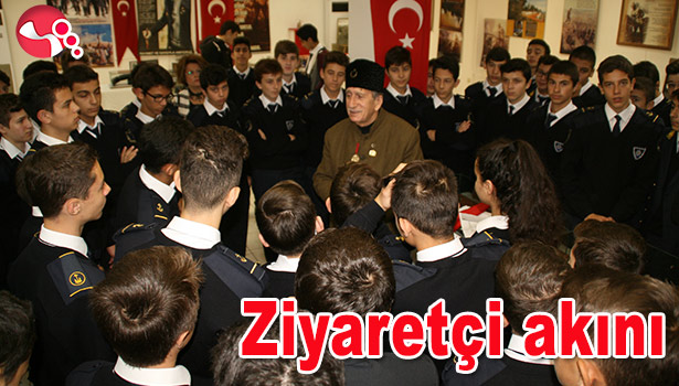 ÇANAKKALE VE CUMHURİYET" SERGİSİ'NE İLGİ BÜYÜK...