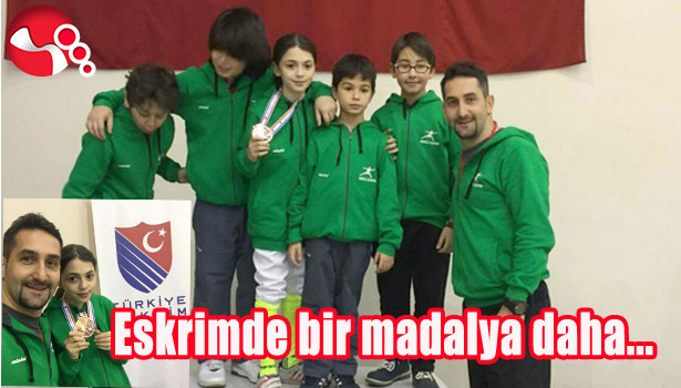 ESKRİMDE BİR MADALYA DAHA...