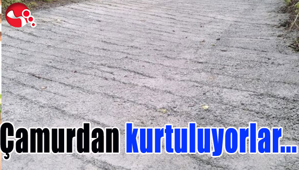 TOPÇALI HALKI ÇAMURDAN KURTULUYOR...