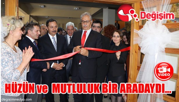HÜZÜN ve MUTLULUK BİR ARADAYDI...