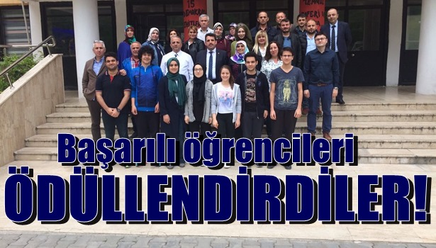 BAŞARILI ÖĞRENCİLERİ ÖDÜLLENDİRDİLER