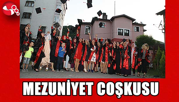 Devrek'te lise öğrencilerinin mezuniyet coşkusu