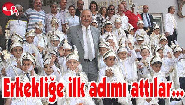 Erkekliğe ilk adımı attılar...