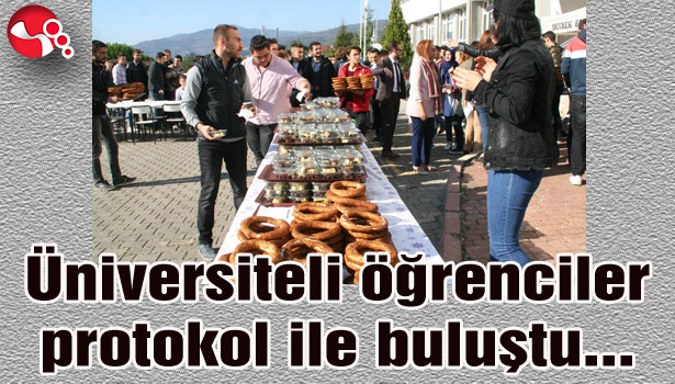 Üniversiteli öğrenciler protokol ile buluştu
