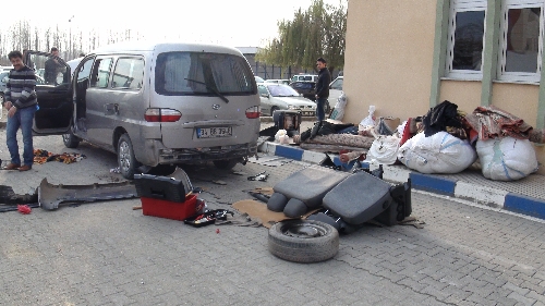 30 KİLO TOZ ESRAR YAKALANDI...