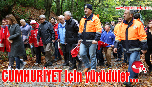 CUMHURİYET için yürüdüler...