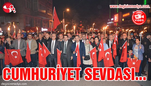 CUMHURİYET SEVDASI...