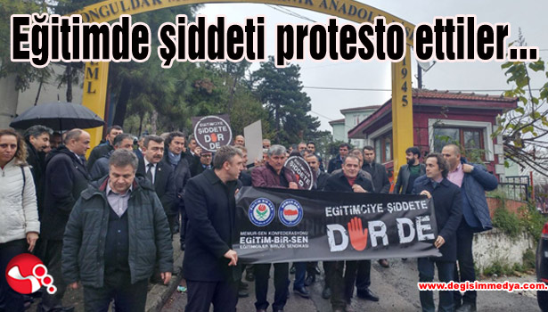 Eğitimde şiddeti protesto ettiler...