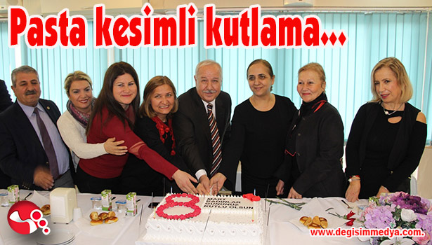 Pasta kesimli kutlama...