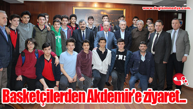 Basketçilerden Akdemir'e ziyaret...