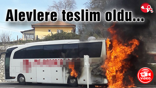 Otobüs alevlere teslim oldu...