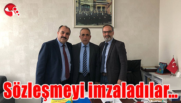 Sözleşmeyi imzaladılar...