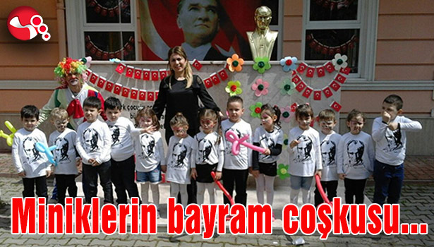 Miniklerin bayram coşkusu...