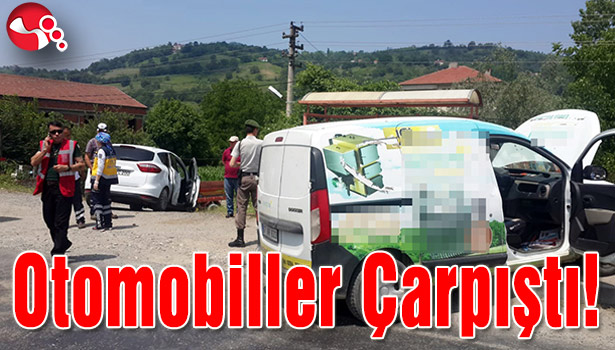 Otomobiller Çarpıştı