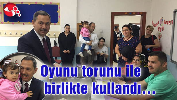 Oyunu torunu ile birlikte kullandı...
