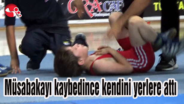 Müsabakayı kaybedince kendini yerlere attı