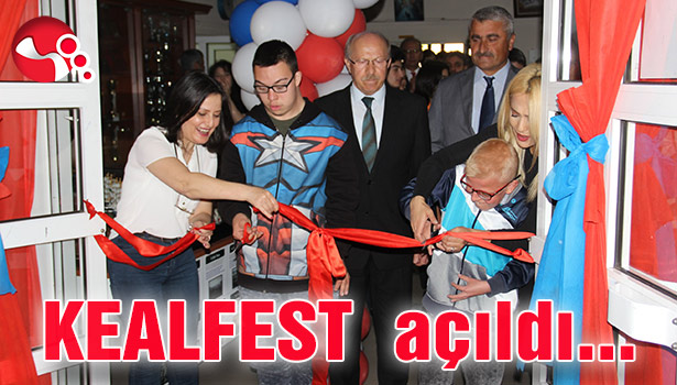 KEALFEST özel öğrencilerin sergisi ile açıldı...