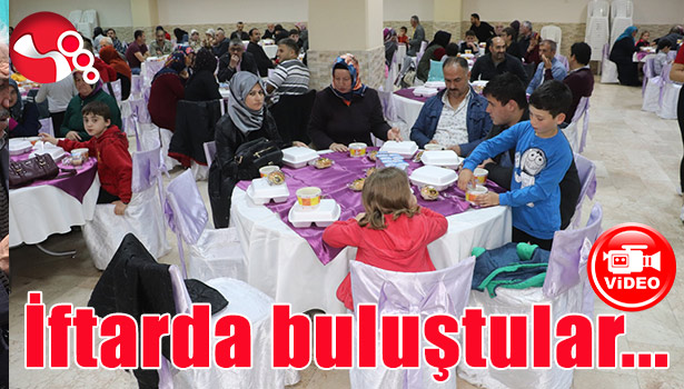 Armutlucumalılar iftarda buluştular...