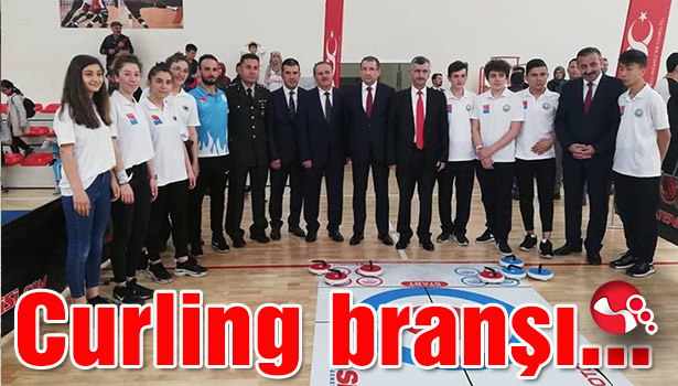 Protokol üyeleri curling branşı ile tanıştı
