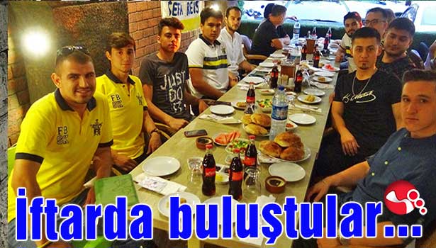 Genç Fenerbahçeliler iftarda buluştu