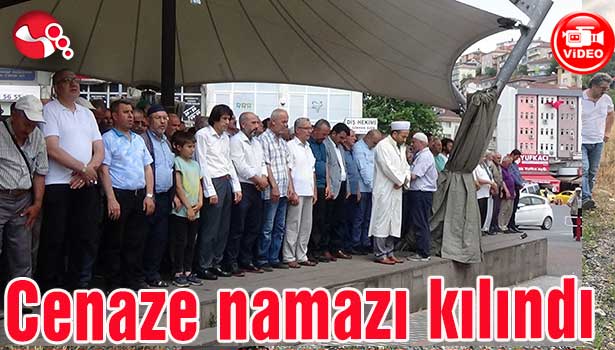 Cenaze namazı kılındı...