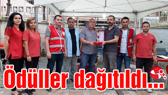 Kızılay Çaycuma’da ödüllerini dağıttı...