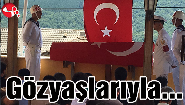 Trafik kazasında hayatını kaybeden Uzman Çavuş gözyaşlarıyla toprağa verildi…