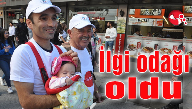 Kardelen bebek yürüyüşün ilgi odağı oldu