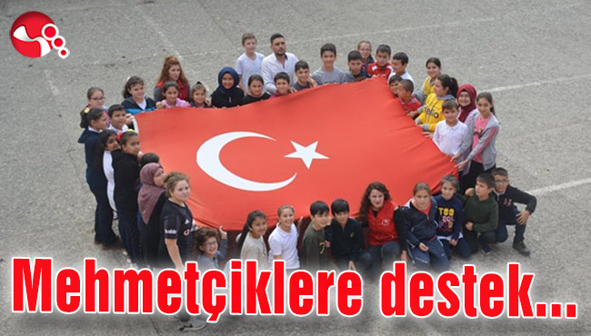Mehmetçiklere destek...