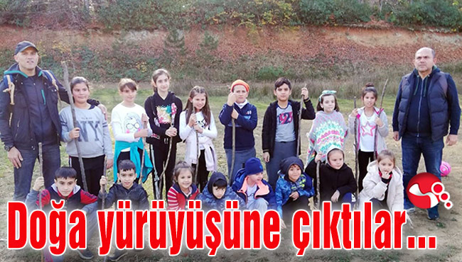 Doğa yürüyüşüne çıktılar...