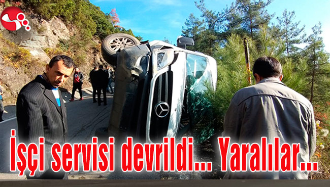 İşçi servisi devrildi... Yaralılar var...