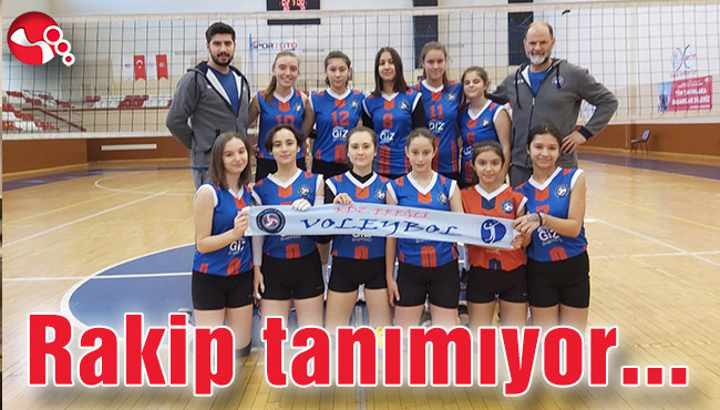 Voleybolcu küçük sultanlar rakip tanımıyor…