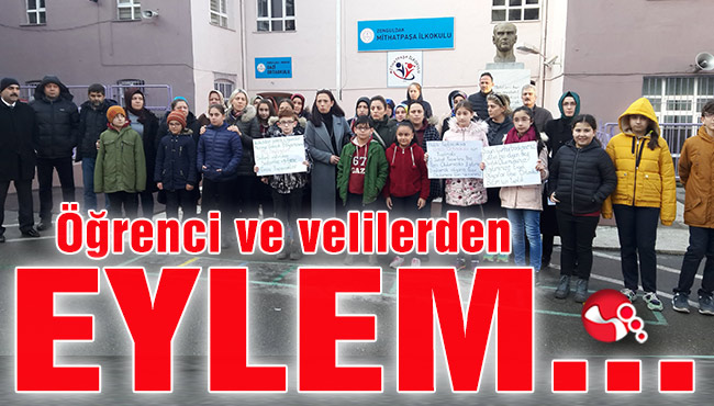 Öğrenci ve velilerden EYLEM...