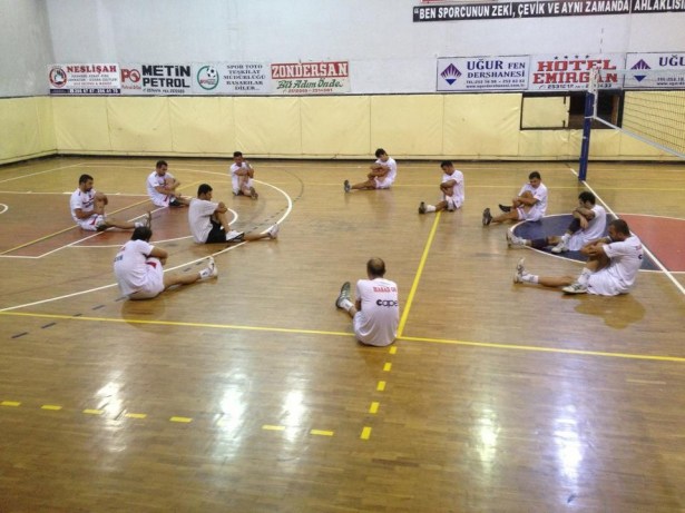 HASAD GSK VOLEYBOL TAKIMI ANTREMANLARA BAŞLADI.