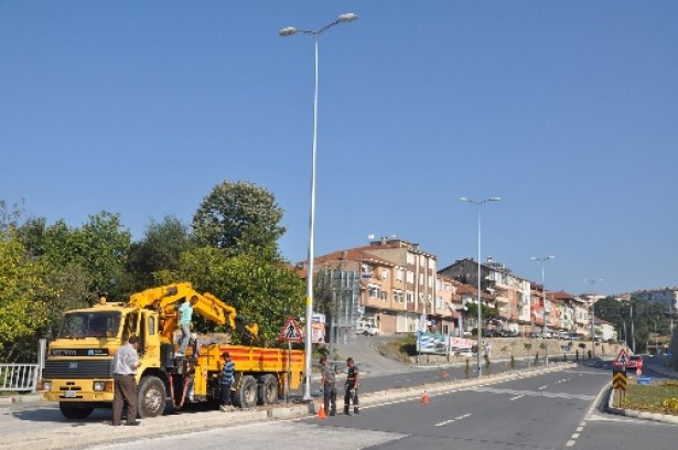 KARAYOLUNDA AYDINLATMA ÇALIŞMALARI