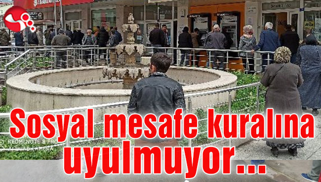 Sosyal mesafe kuralına uyulmuyor…