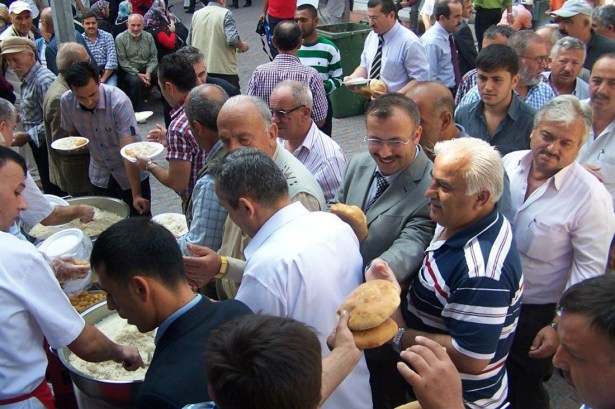 CAMİLER VE DİN GÖREVLİLERİ HAFTASI ETKİNLİĞİ