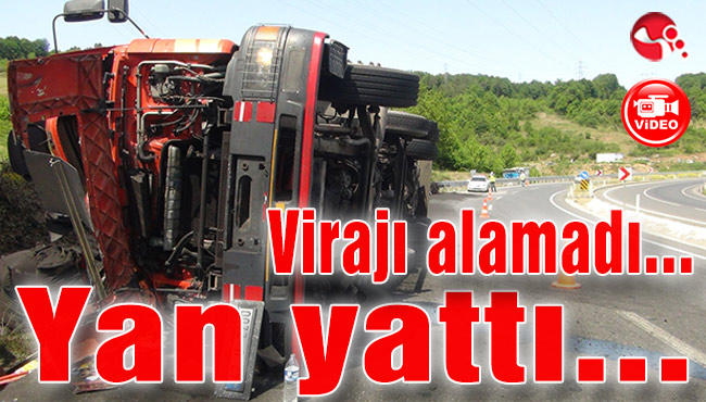 Virajı alamadı… Yan yattı…